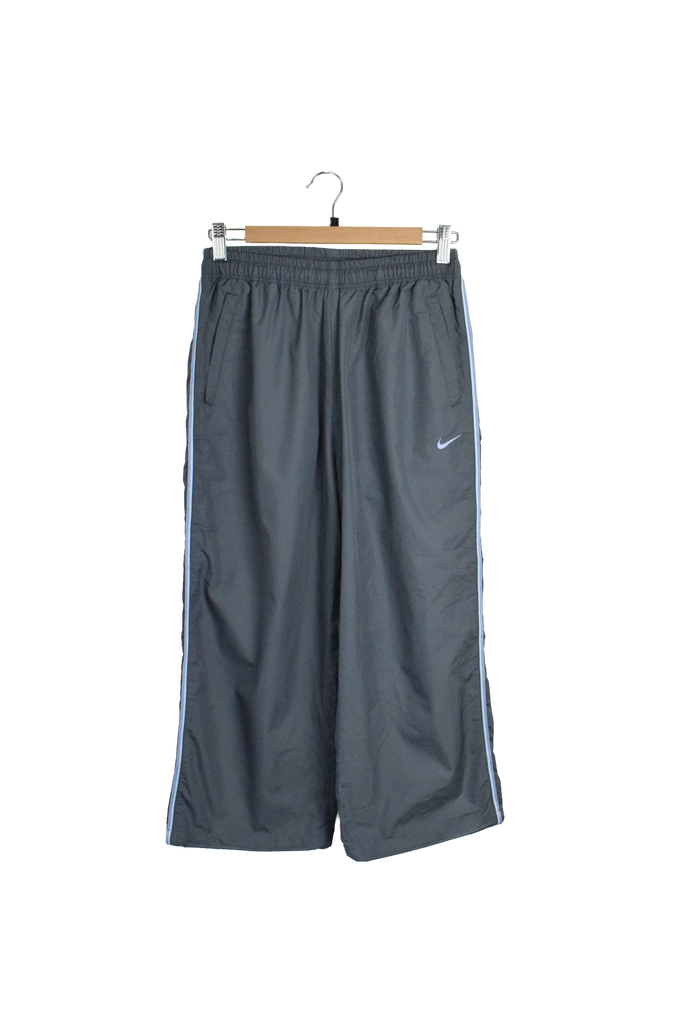 Y2K Womens Nike 3/4 Track Shorts Capris