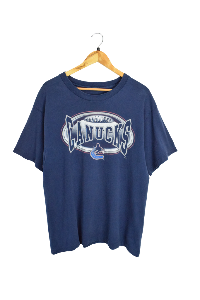 Vintage Vancouver Canucks NHL Graphic T-Shirt