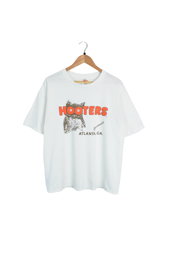 Vintage White Hooters T-Shirt